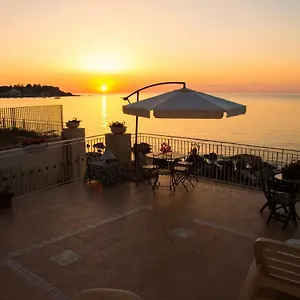 In Agnese , Aci Trezza Italie